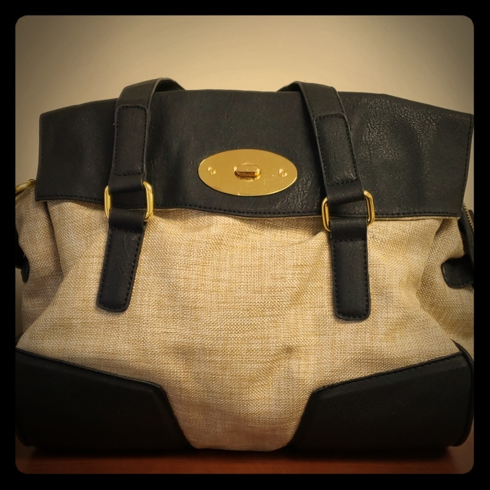 Urban Expressions Handbag/Tote